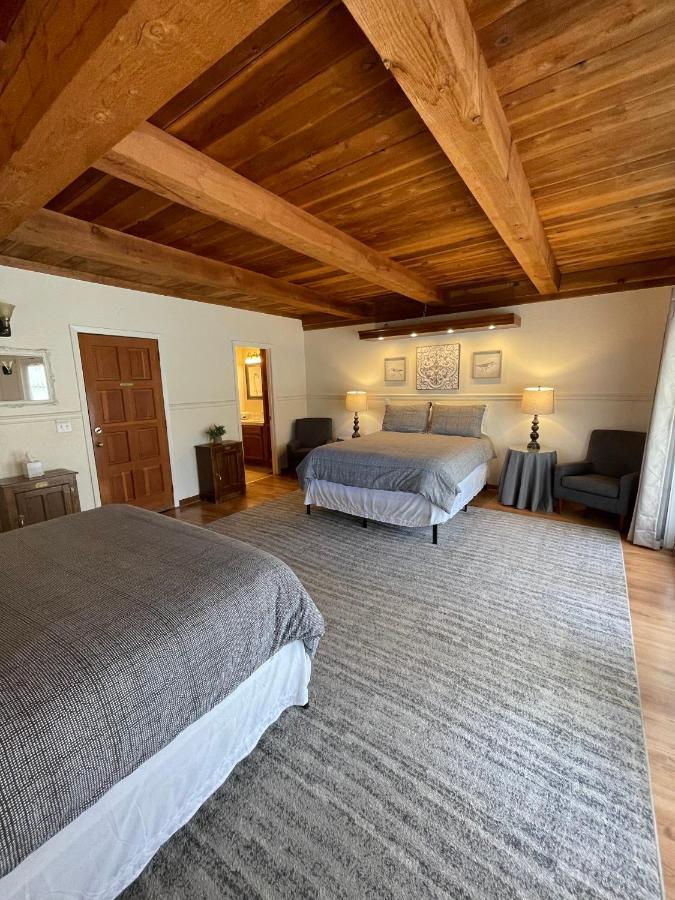 Berkshire Inn Groveland Exteriör bild